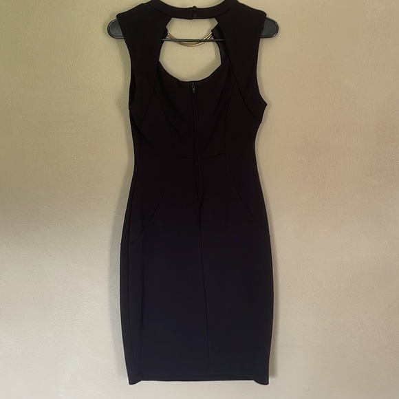 Sexy little black dress, perfect for a night out - Picture 2 of 3